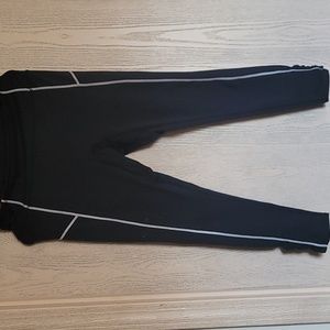 Free people  workout leggings black. Size M